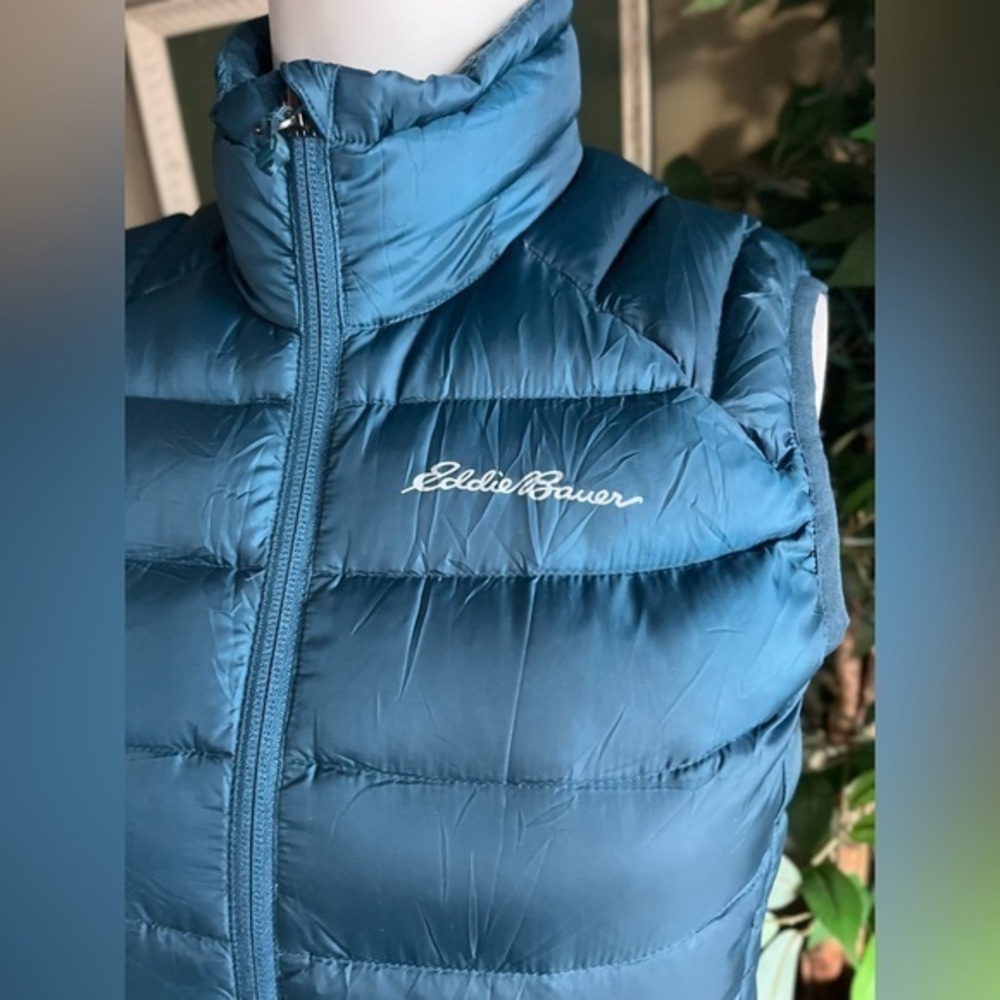 Eddie Bauer Puffer Vest